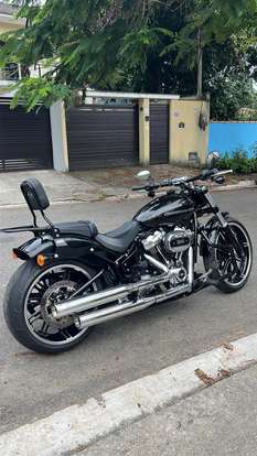 HARLEY-DAVIDSON-SOFTAIL BREAKOUT 114-2019