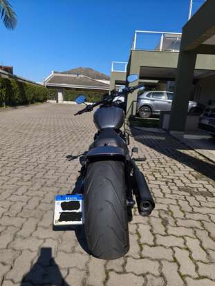 HARLEY-DAVIDSON-SOFTAIL BREAKOUT 114-2022