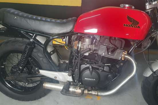HONDA-CB 400-1981
