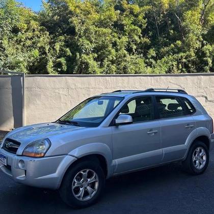 HYUNDAI TUCSON 2.0 MPFI GLS 16V 143CV 2WD FLEX 4P AUTOMÁTICO