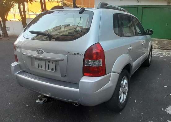 HYUNDAI-TUCSON-2.0 MPFI GLS 16V 143CV 2WD FLEX 4P AUTOMÁTICO HYUNDAI-TUCSON-2015