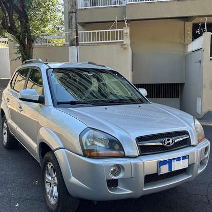 HYUNDAI-TUCSON-2.0 MPFI GLS 16V 143CV 2WD FLEX 4P AUTOMÁTICO HYUNDAI-TUCSON-2015
