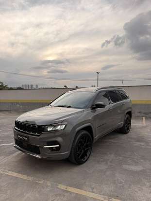 JEEP-COMMANDER-2.0 HURRICANE 4 TURBO GASOLINA BLACKHAWK AT9 JEEP-COMMANDER-2024