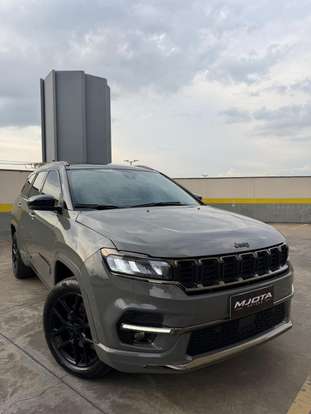 JEEP-COMMANDER-2.0 HURRICANE 4 TURBO GASOLINA BLACKHAWK AT9 JEEP-COMMANDER-2024