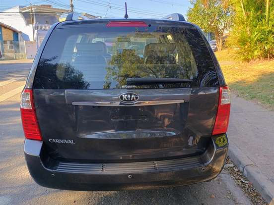 KIA-CARNIVAL-3.5 EX V6 24V GASOLINA 4P AUTOMÁTICO KIA-CARNIVAL-2014