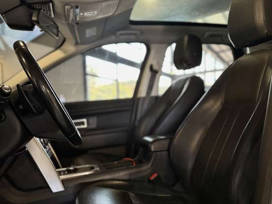 LAND ROVER-DISCOVERY SPORT-2017