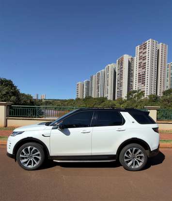 LAND ROVER-DISCOVERY SPORT-2024