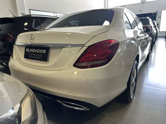 MERCEDES-BENZ-C 180-2016