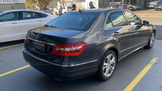 MERCEDES-BENZ-E 350-3.5 AVANTGARDE EXECUTIVE V6 GASOLINA 4P AUTOMÁTICO MERCEDES-BENZ-E 350-2011
