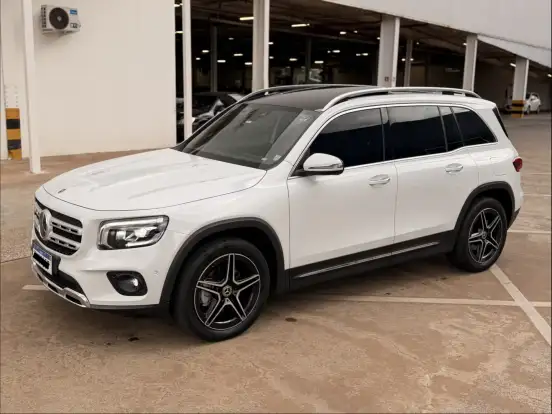 MERCEDES-BENZ-GLB 200-2021