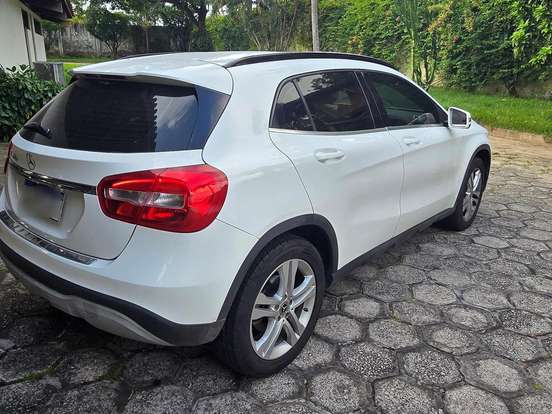 MERCEDES-BENZ-GLA 200-1.6 CGI FLEX STYLE 7G-DCT MERCEDES-BENZ-GLA 200-2018