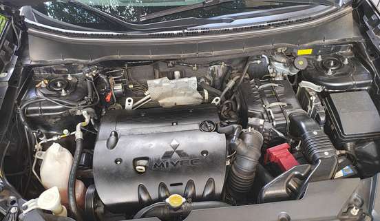 MITSUBISHI-ASX-2010