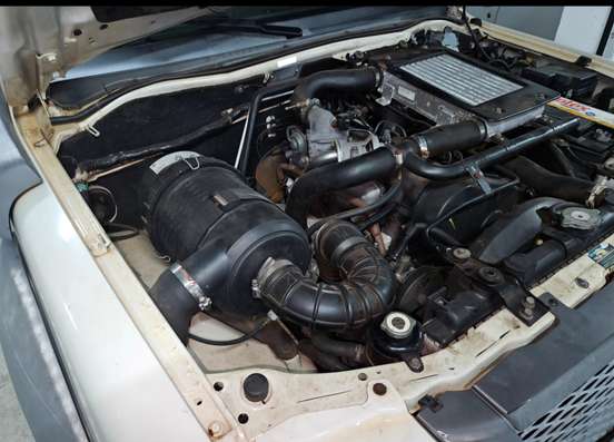 MITSUBISHI-L200-2009