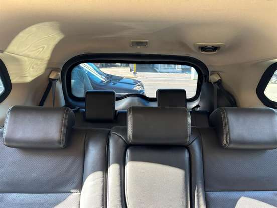MITSUBISHI-OUTLANDER-2013