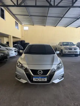 NISSAN VERSA 1.6 16V FLEXSTART V-DRIVE PLUS XTRONIC NISSAN VERSA 1.6 16V FLEXSTART V-DRIVE PLUS XTRONIC