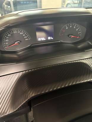 PEUGEOT-208-2022