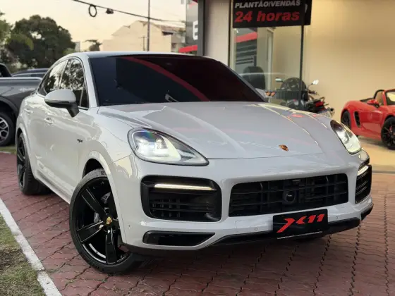 PORSCHE CAYENNE 3.0 V6 E-HYBRID COUPÉ PLATINUM EDITION AWD TIPTRONIC S