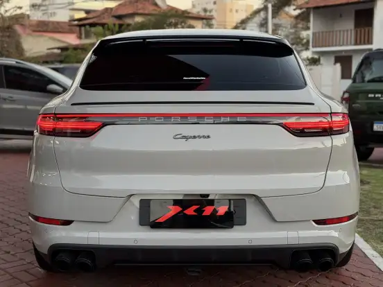 PORSCHE-CAYENNE-2023