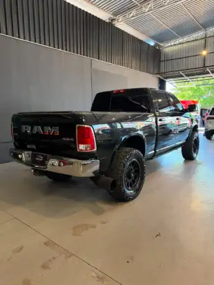 RAM-2500-6.7 LARAMIE 4X4 CD I6 TURBO DIESEL 4P AUTOMÁTICO RAM-2500-2015