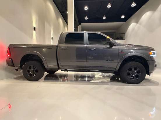 RAM-2500-6.7 I6 TURBO DIESEL NIGHT EDITION CD 4X4 AUTOMÁTICO RAM-2500-2022