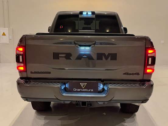 RAM-2500-6.7 I6 TURBO DIESEL NIGHT EDITION CD 4X4 AUTOMÁTICO RAM-2500-2022
