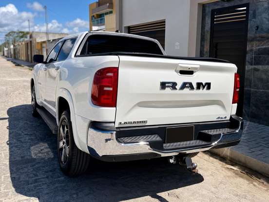 RAM-RAMPAGE-2.0 TURBO DIESEL LARAMIE 4X4 AUTOMÁTICO RAM-RAMPAGE-2023