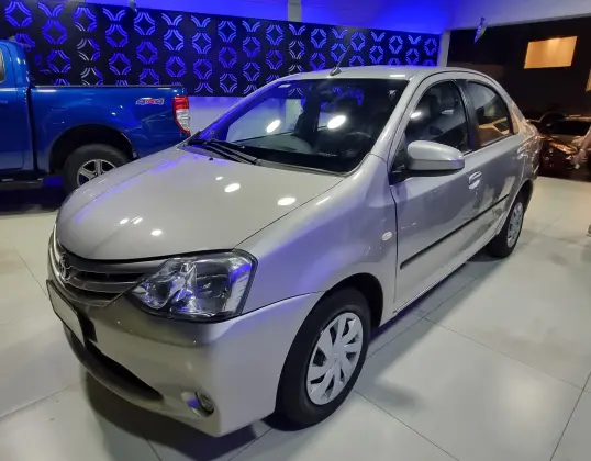 TOYOTA ETIOS 1.5 XS SEDAN 16V FLEX 4P AUTOMÁTICO TOYOTA ETIOS 1.5 XS SEDAN 16V FLEX 4P AUTOMÁTICO
