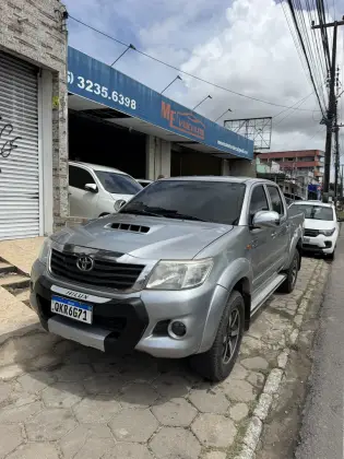 TOYOTA HILUX 3.0 STD 4X4 CD 16V TURBO INTERCOOLER DIESEL 4P MANUAL TOYOTA HILUX 3.0 STD 4X4 CD 16V TURBO INTERCOOLER DIESEL 4P MANUAL