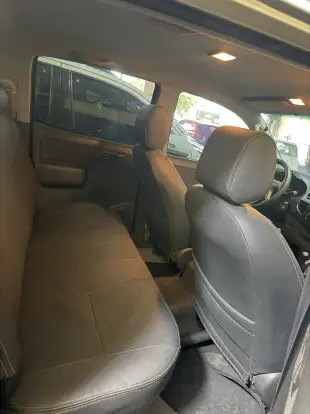 TOYOTA-HILUX-2015