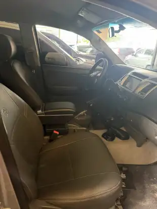 TOYOTA-HILUX-2015