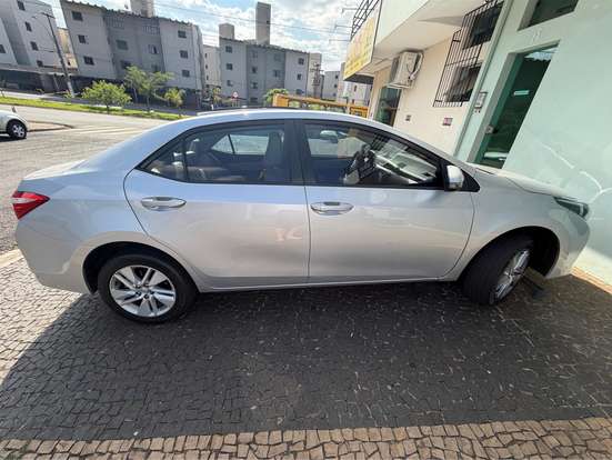 TOYOTA-COROLLA-2016
