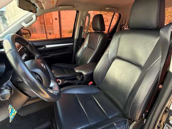 TOYOTA-HILUX-2.8 SRX 4X4 CD 16V DIESEL 4P AUTOMÁTICO TOYOTA-HILUX-2017