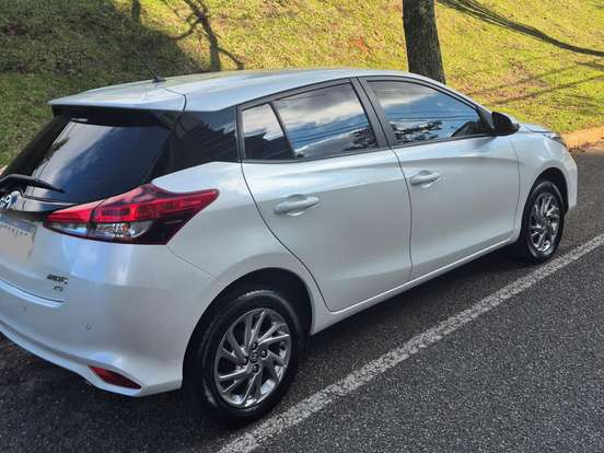 TOYOTA-YARIS-1.5 16V FLEX XS CONNECT MULTIDRIVE TOYOTA-YARIS-2022