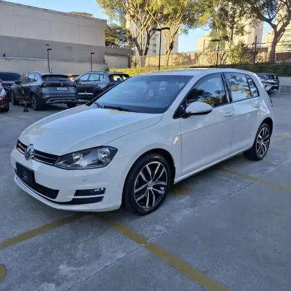 VOLKSWAGEN GOLF 1.4 TSI HIGHLINE 16V GASOLINA 4P AUTOMÁTICO VOLKSWAGEN GOLF 1.4 TSI HIGHLINE 16V GASOLINA 4P AUTOMÁTICO