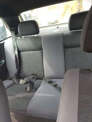 VOLKSWAGEN-GOL-2005