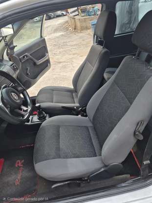 VOLKSWAGEN-GOL-2005