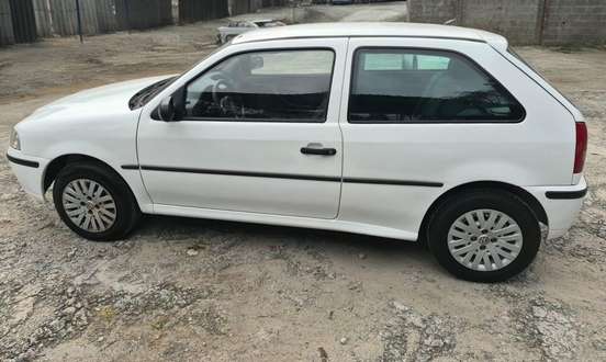 VOLKSWAGEN-GOL-1.0 MI 8V ÁLCOOL 2P MANUAL G.III VOLKSWAGEN-GOL-2005
