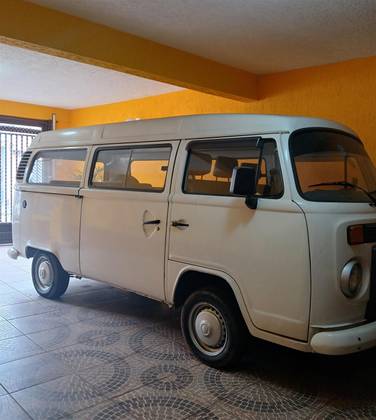 VOLKSWAGEN KOMBI 1.4 MI STD 8V FLEX 4P MANUAL