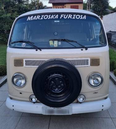 VOLKSWAGEN KOMBI 1.6 STD 8V GASOLINA 3P MANUAL