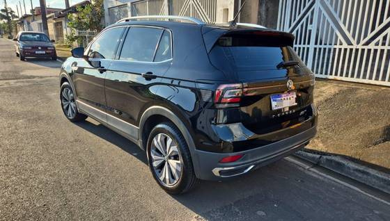 VOLKSWAGEN T-CROSS 1.4 250 TSI TOTAL FLEX HIGHLINE AUTOMÁTICO