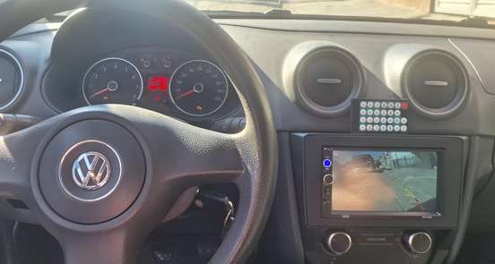 VOLKSWAGEN-VOYAGE-2012