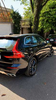 VOLVO-XC60-2.0 T5 GASOLINA MOMENTUM AWD GEARTRONIC VOLVO-XC60-2018