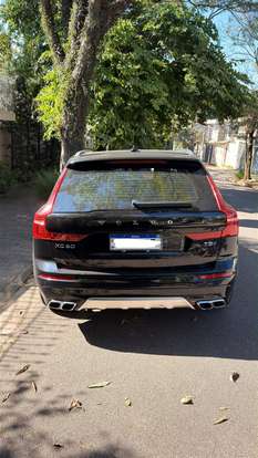VOLVO-XC60-2.0 T5 GASOLINA MOMENTUM AWD GEARTRONIC VOLVO-XC60-2018