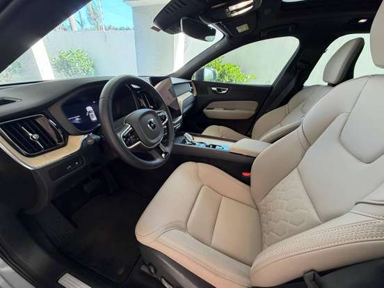 VOLVO-XC60-2.0 T8 PHEV PLUS AWD GEARTRONIC VOLVO-XC60-2025