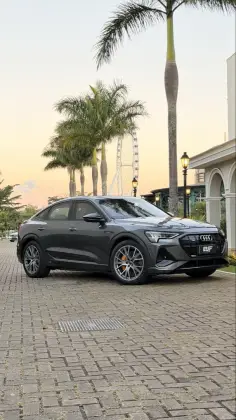 AUDI E-TRON ELÉTRICO SPORTBACK PERFORMANCE BLACK QUATTRO AUDI E-TRON ELÉTRICO SPORTBACK PERFORMANCE BLACK QUATTRO