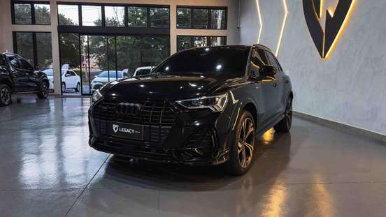 AUDI-Q3-2024