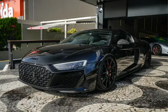 AUDI-R8-2020
