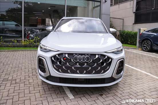AUDI-SQ5-3.0 V6 TFSI GASOLINA QUATTRO S TRONIC AUDI-SQ5-2025