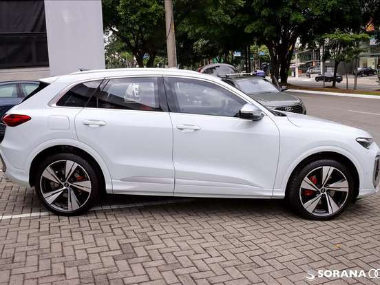AUDI-SQ5-3.0 V6 TFSI GASOLINA QUATTRO S TRONIC AUDI-SQ5-2025