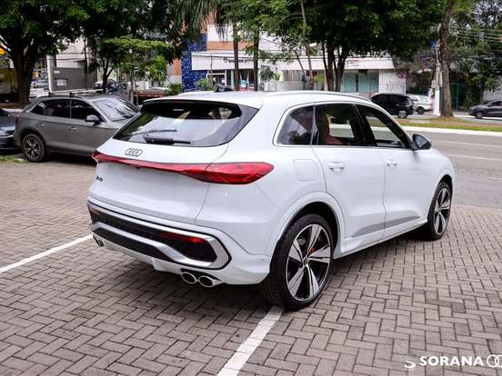 AUDI-SQ5-3.0 V6 TFSI GASOLINA QUATTRO S TRONIC AUDI-SQ5-2025